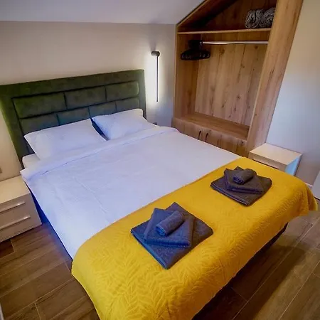 Aqua Casa Apartment *